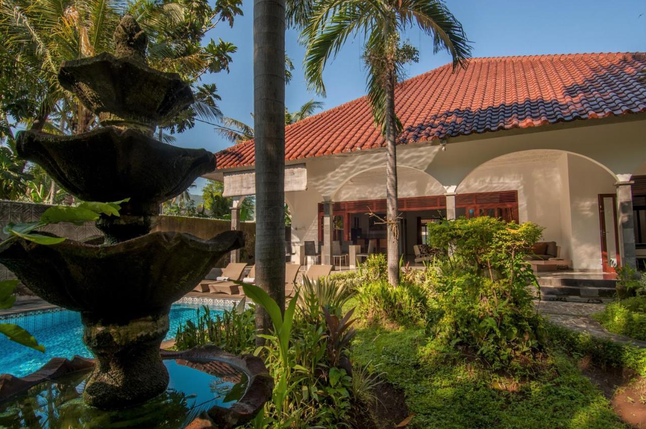 Villa Kelapa Ловина Экстерьер фото